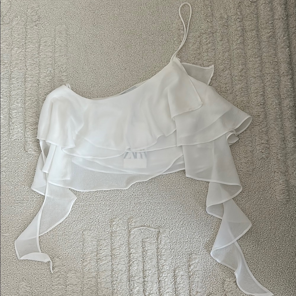 Zara white ruffle top NWT. One shoulder